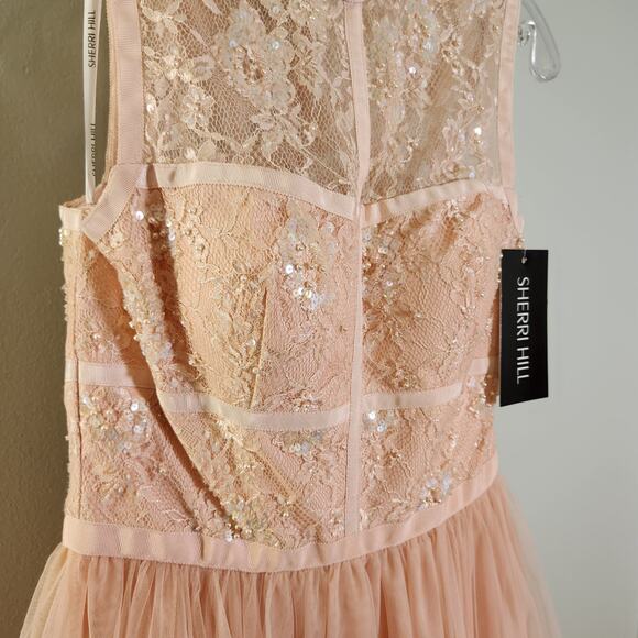 SHERRI HILL NWT Blush Pink Lace Mini Dress, Size 8 - Picture 9 of 16